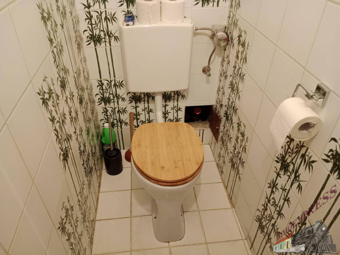 WC extra