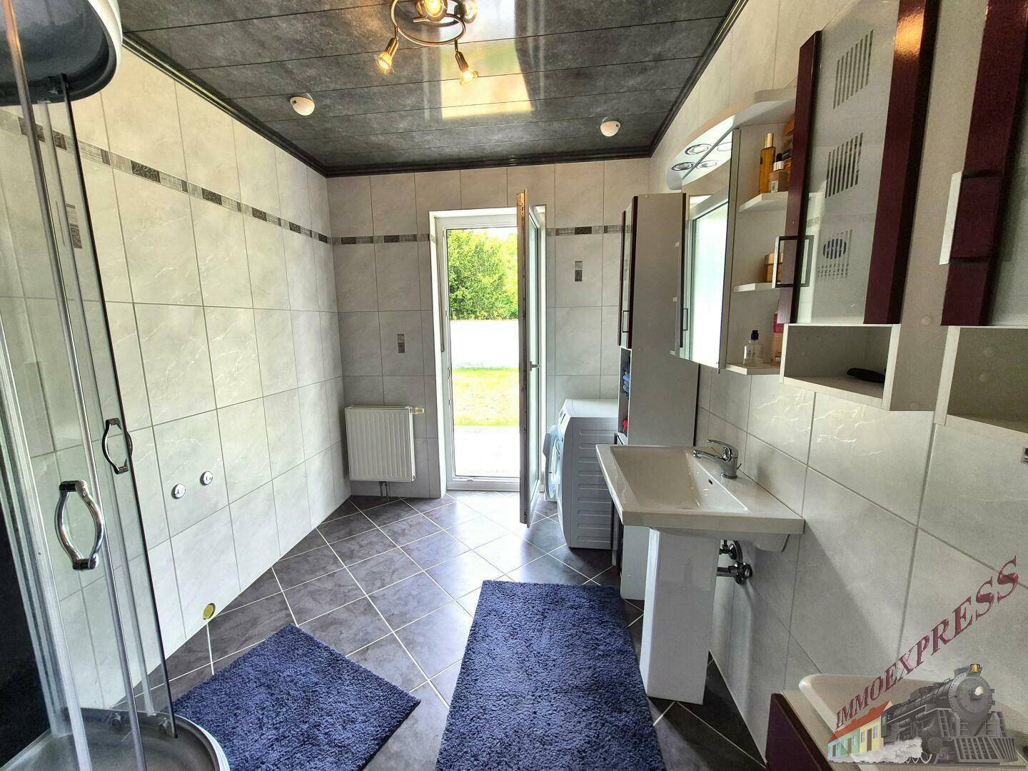 Badezimmer (2)
