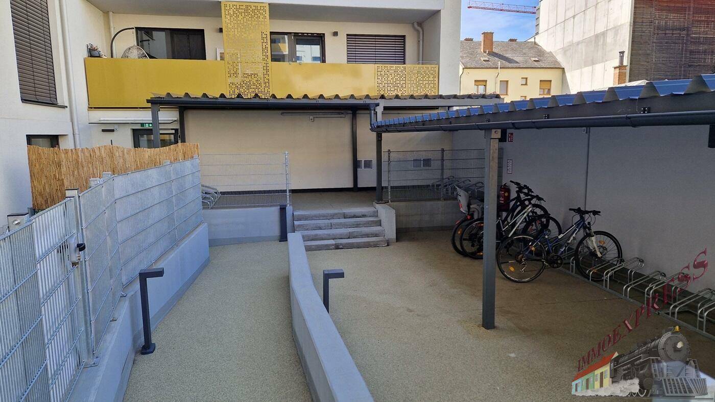 20250510-Radabstellplatz
