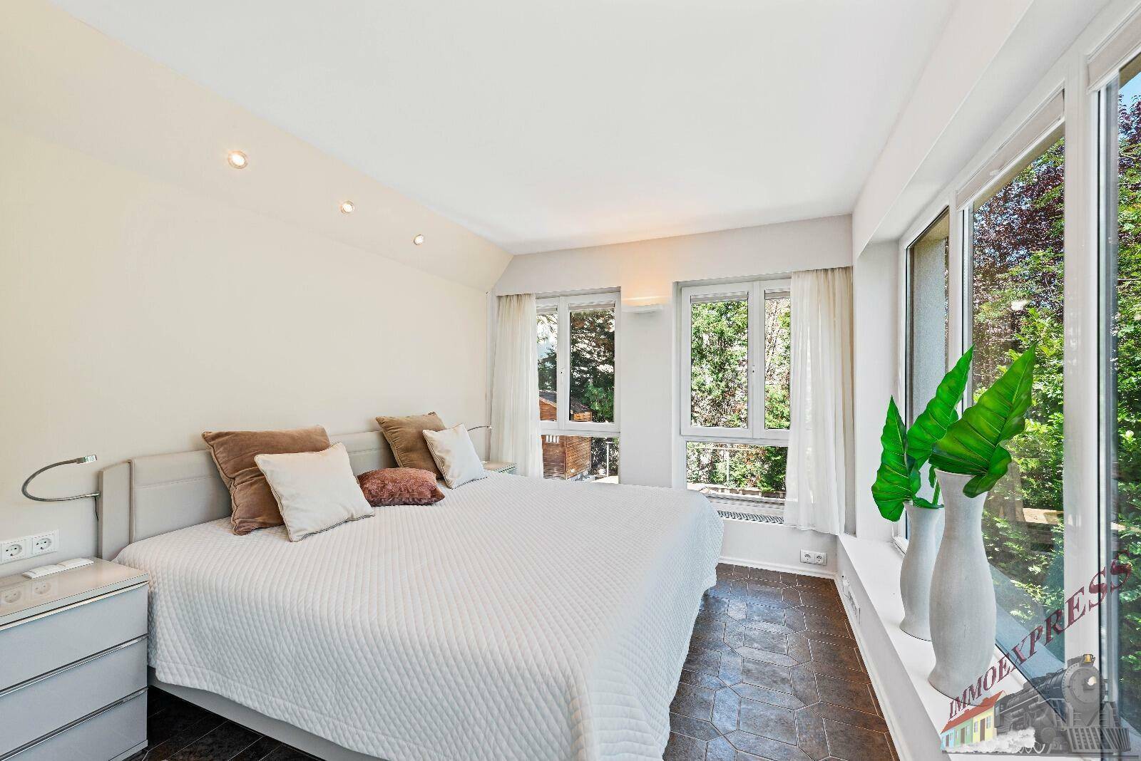 B5 Schlafzimmer EG