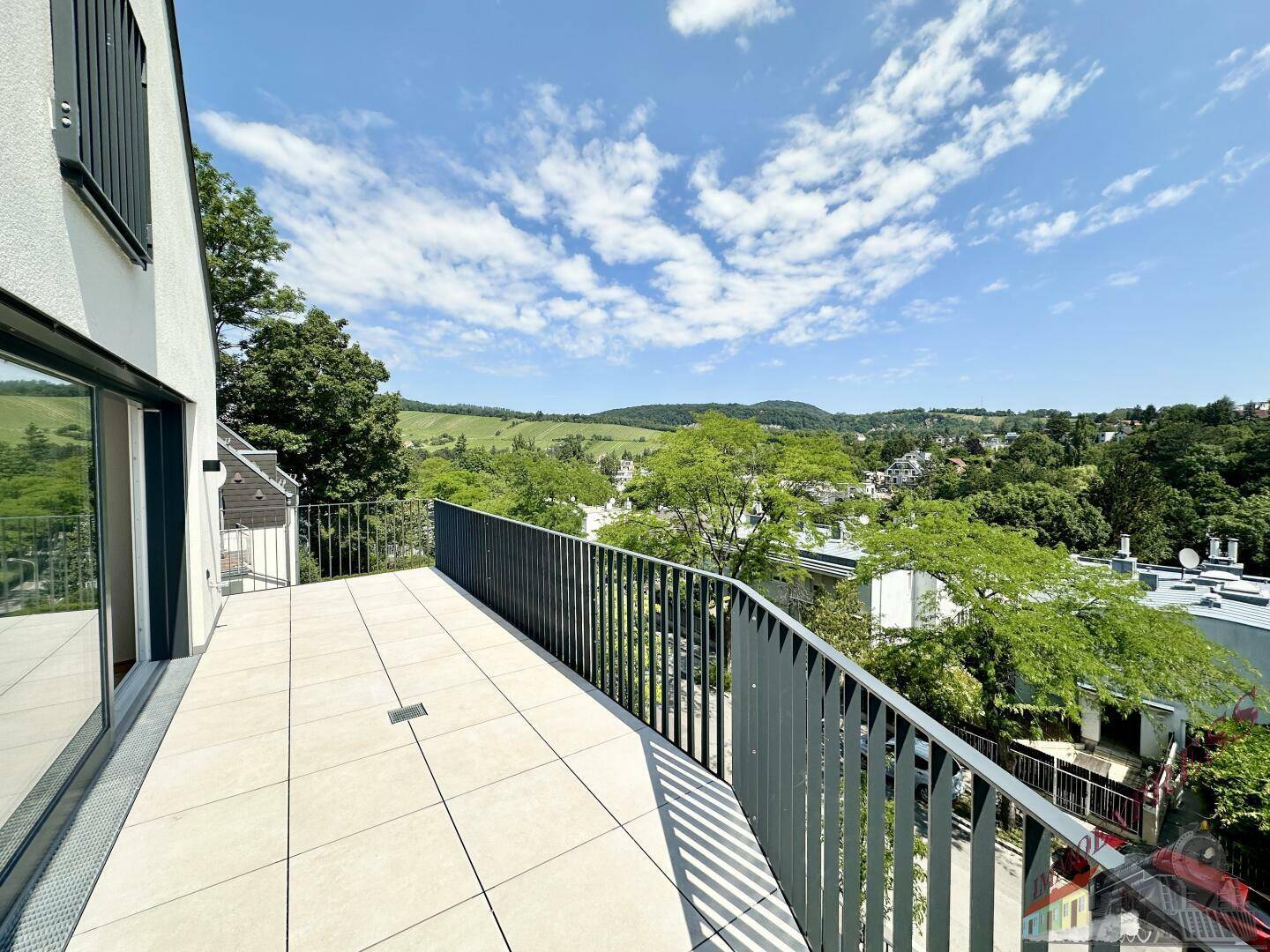 Neuer Preis! Wohntraum (Top 6) 4-Zimmerwohnung + 32,71 m² Balkon, Erstbezug, Erstklassige Ausstattung, Neubau, luxuriös + Garage – pohled 2