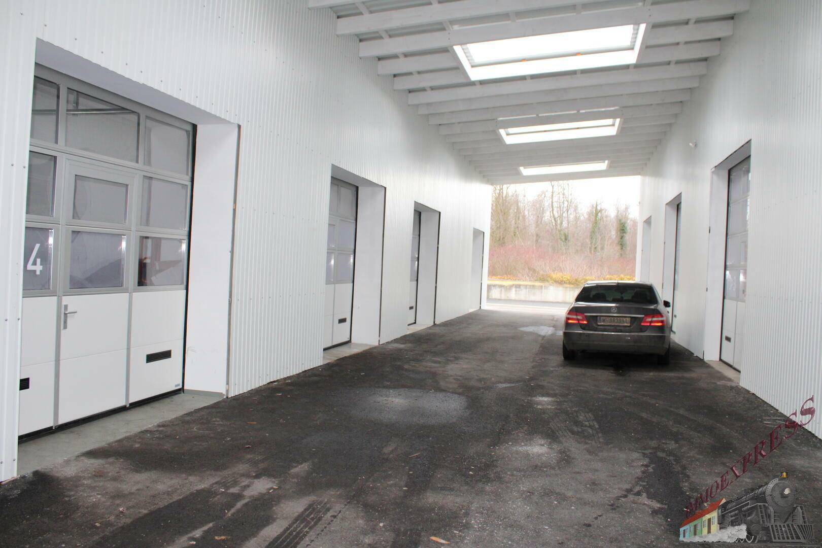 Top Montagehallen Höhe 4 Meter für Hebebühnen geeignet und Top-Lagerflächen in Fischamend - Ansicht 5