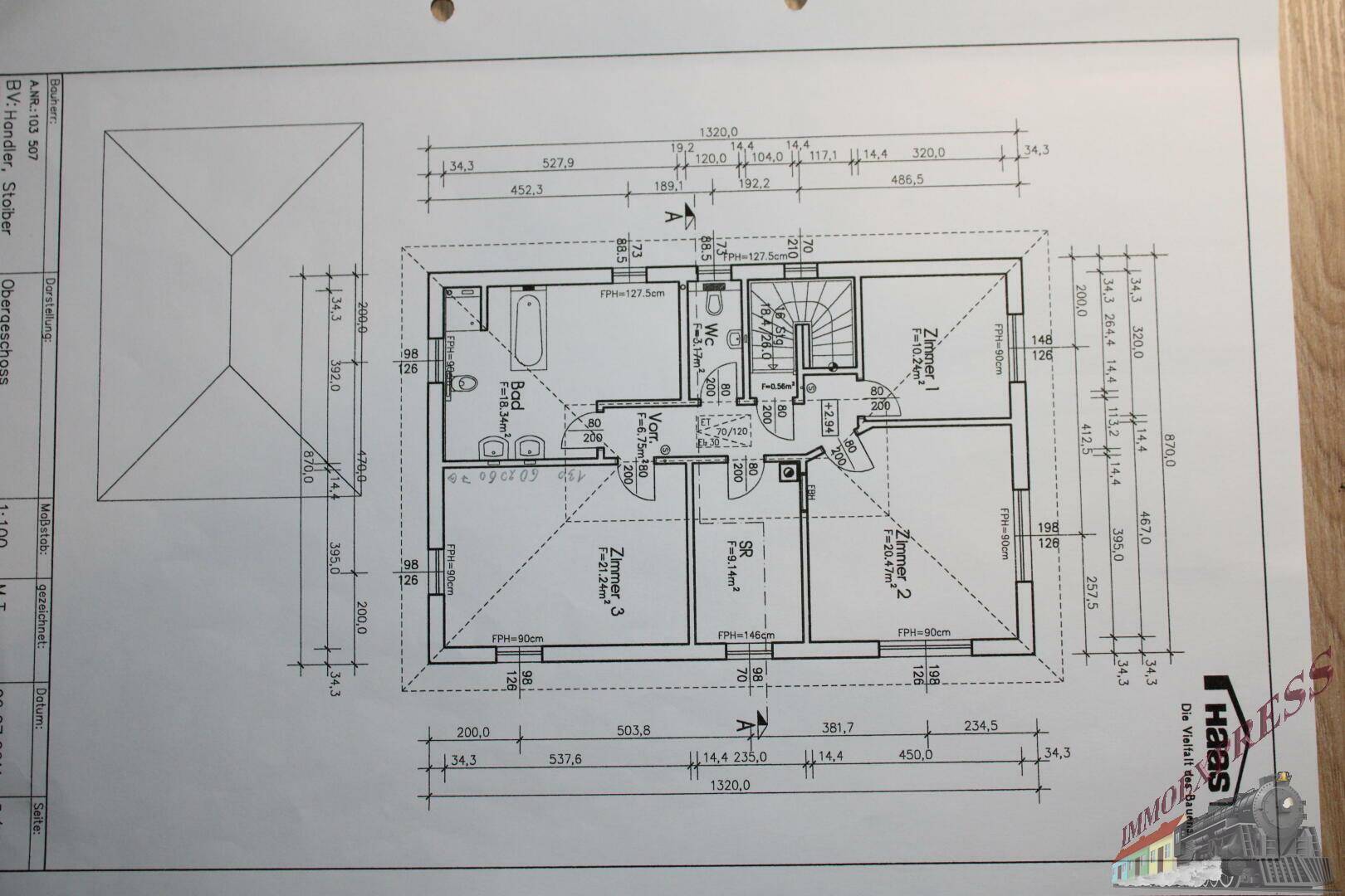 Grundriss des Obergeschosses mit drei Schlafzimmern, Bad und separatem WC.