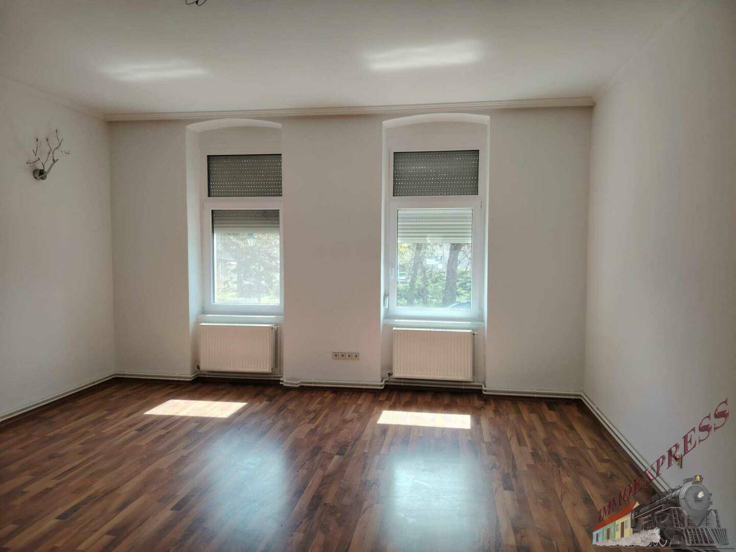 Tolles Mehrfamilienhaus bietet vielfache Nutzungsmöglichkeit auf 3 Etagen – zentrale Lage! - Mehr