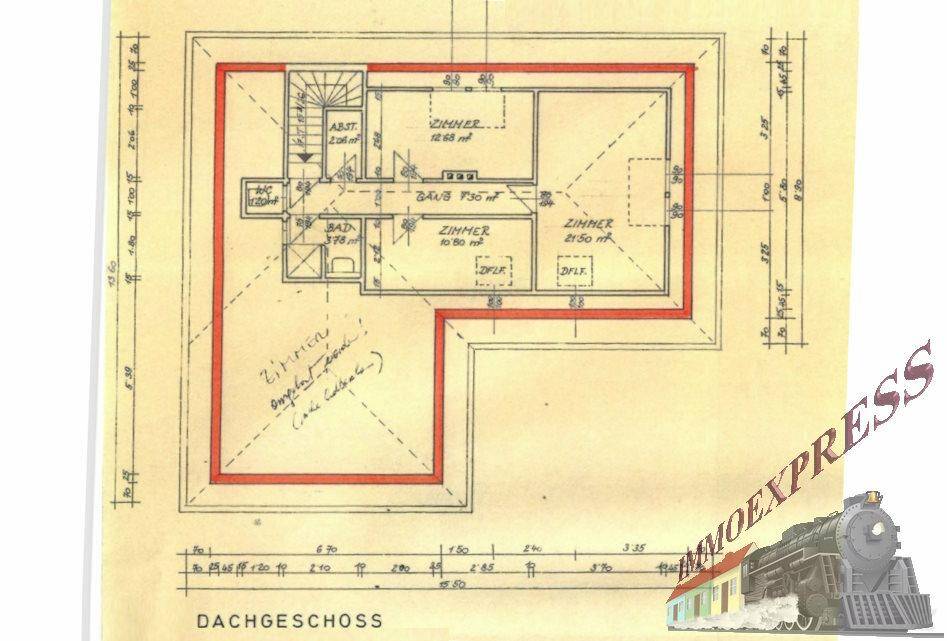 Grundriss des Dachgeschosses mit Schlafzimmern, Bad und Abstellraum.