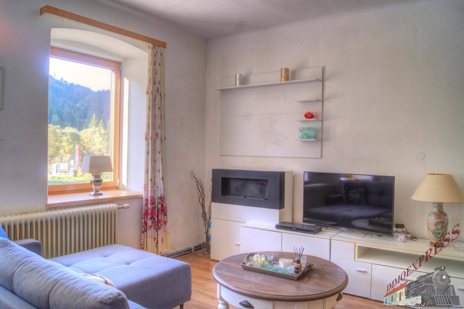 08 Privatwohnung Wohnzimmer