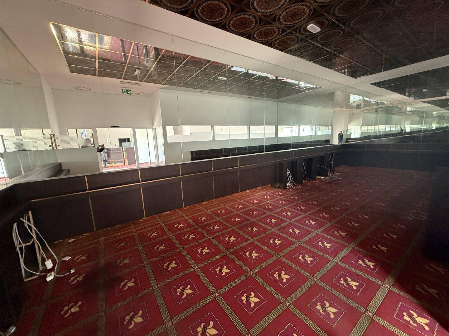 Wöllersdorf - Nähe Süd-Autobahnab-Auffahrt-Frequenzlage! Topausgestattetes Gewerbeobjekt - 170m², 3 Zimmer, 14 Stellplätze - Mehr
