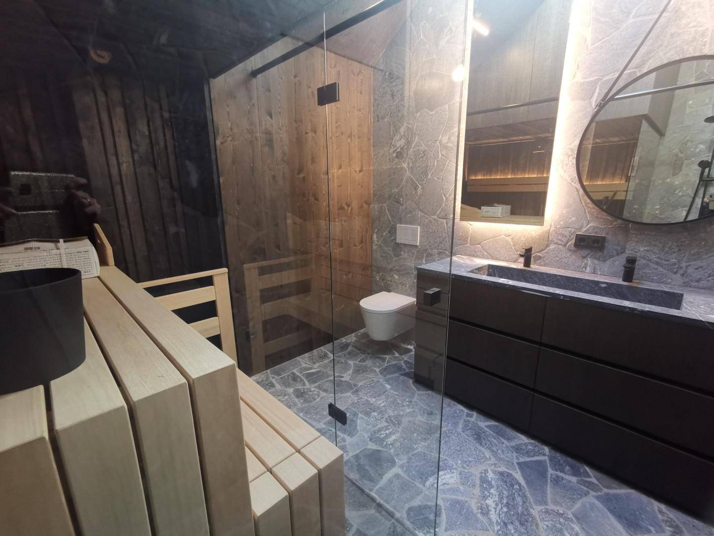 Badezimmer OG mit Sauna