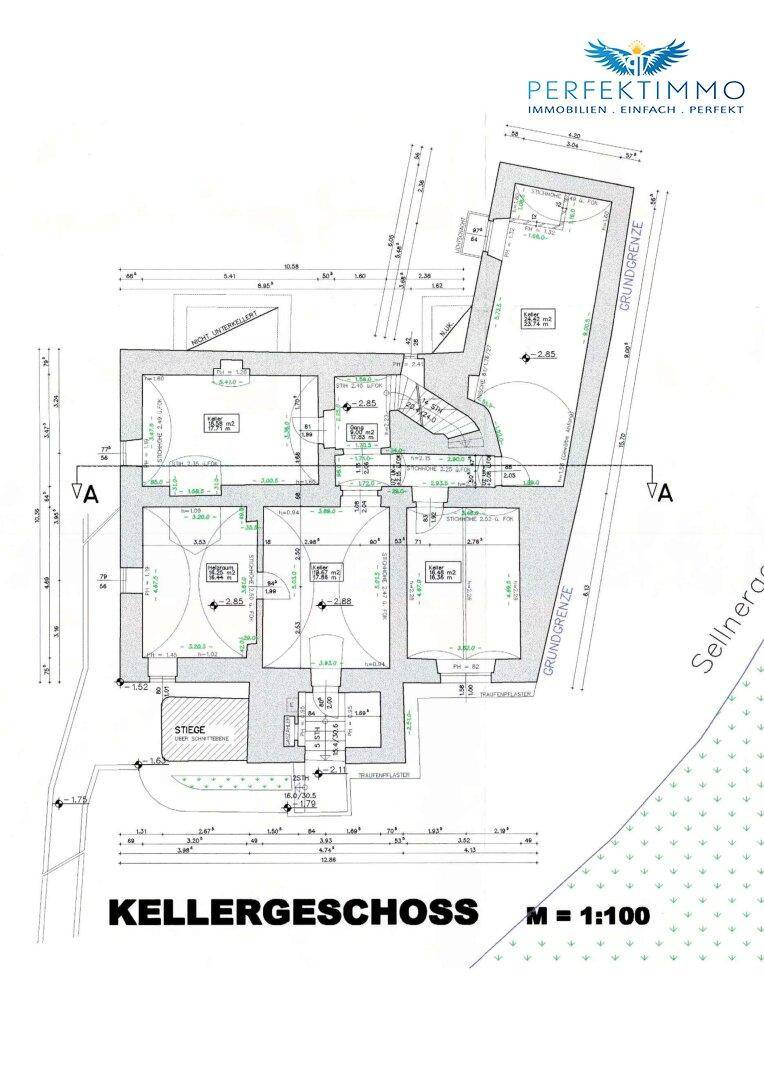 Grundriss des Kellergeschosses mit Abstellräumen und Zugang zur Treppe.