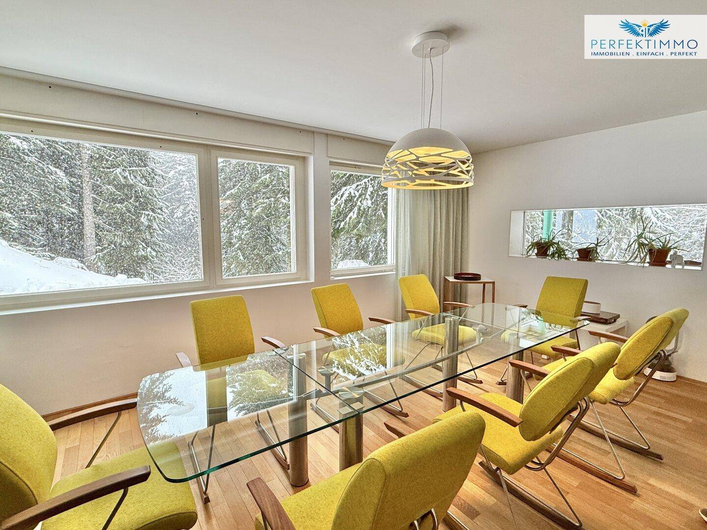 Exklusives Ferienwohnhaus mit großzügigem Grundstück in traumhafter Höhenlage am Bödele - Ansicht 2