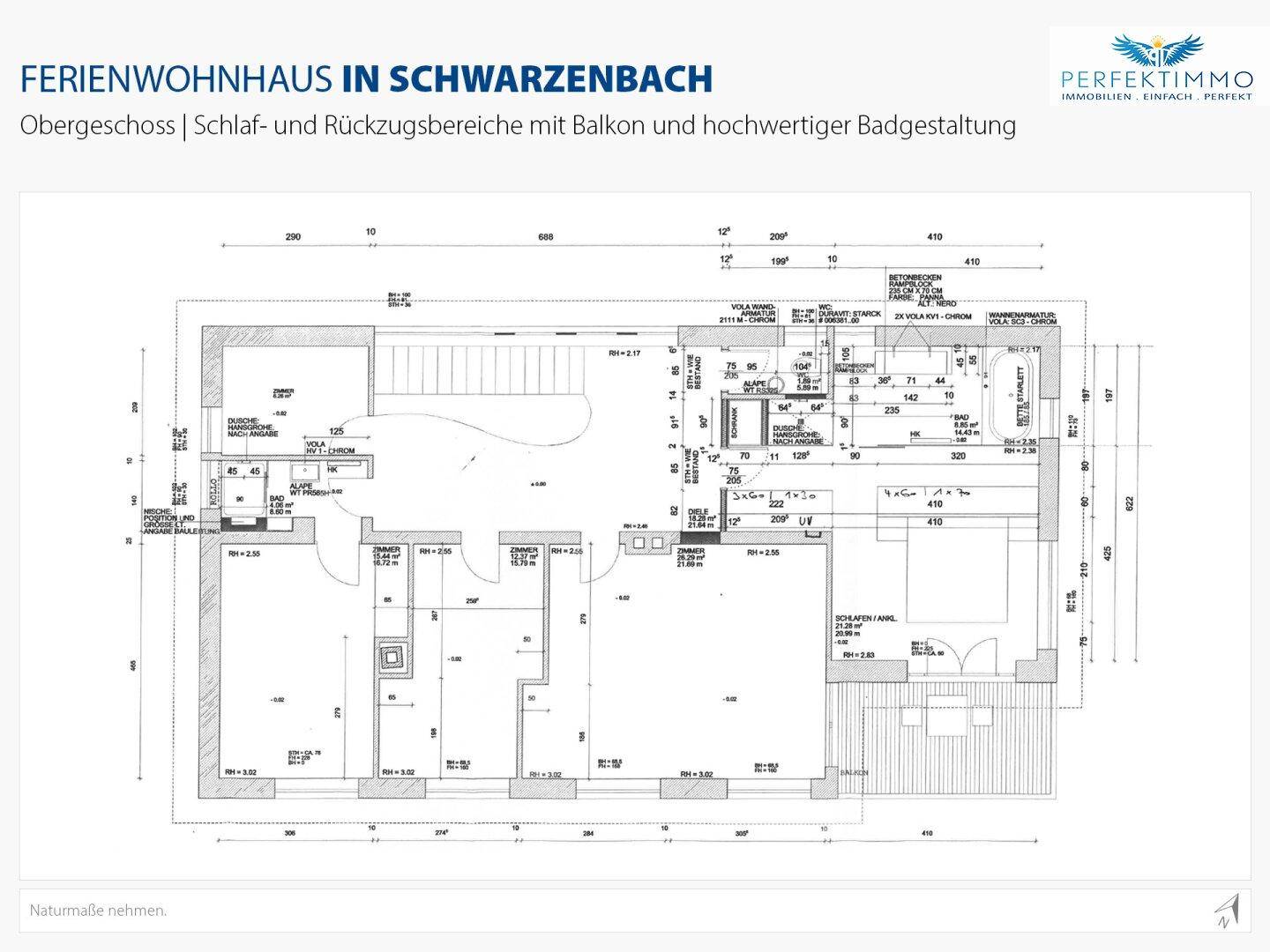 Grundriss des Obergeschosses mit Schlaf- und Rückzugsbereichen, Balkonzugang und hochwertiger Badgestaltung.