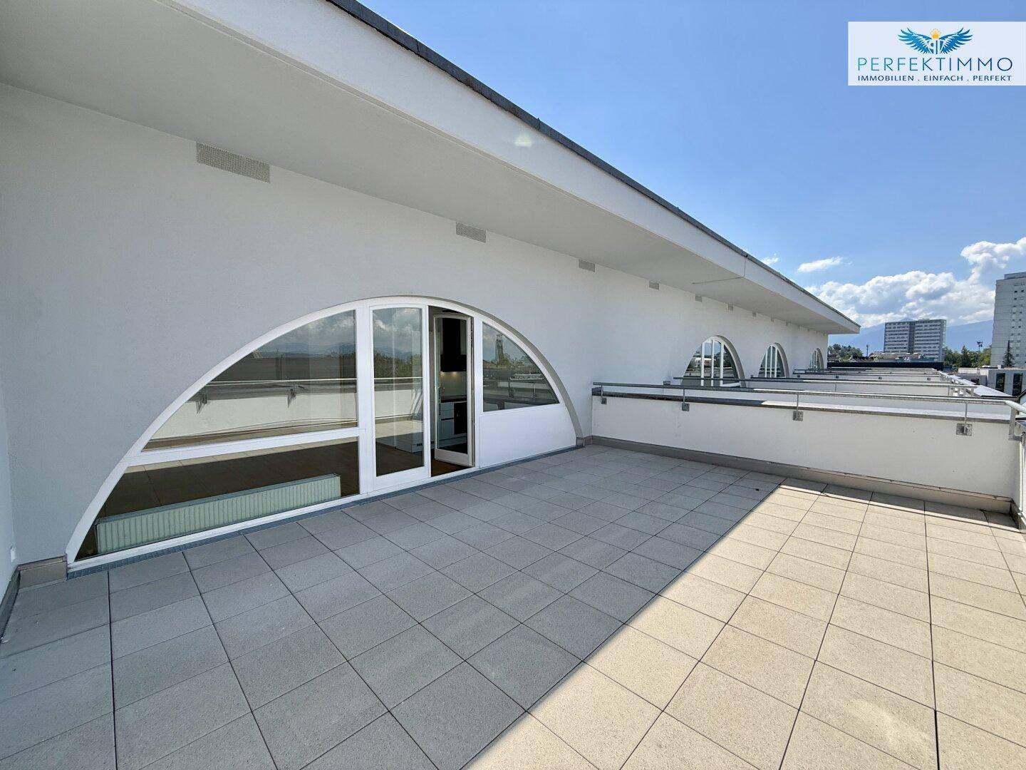 Großzügige Wohnungen mit Loggia oder Terrasse zur Miete - Więcej