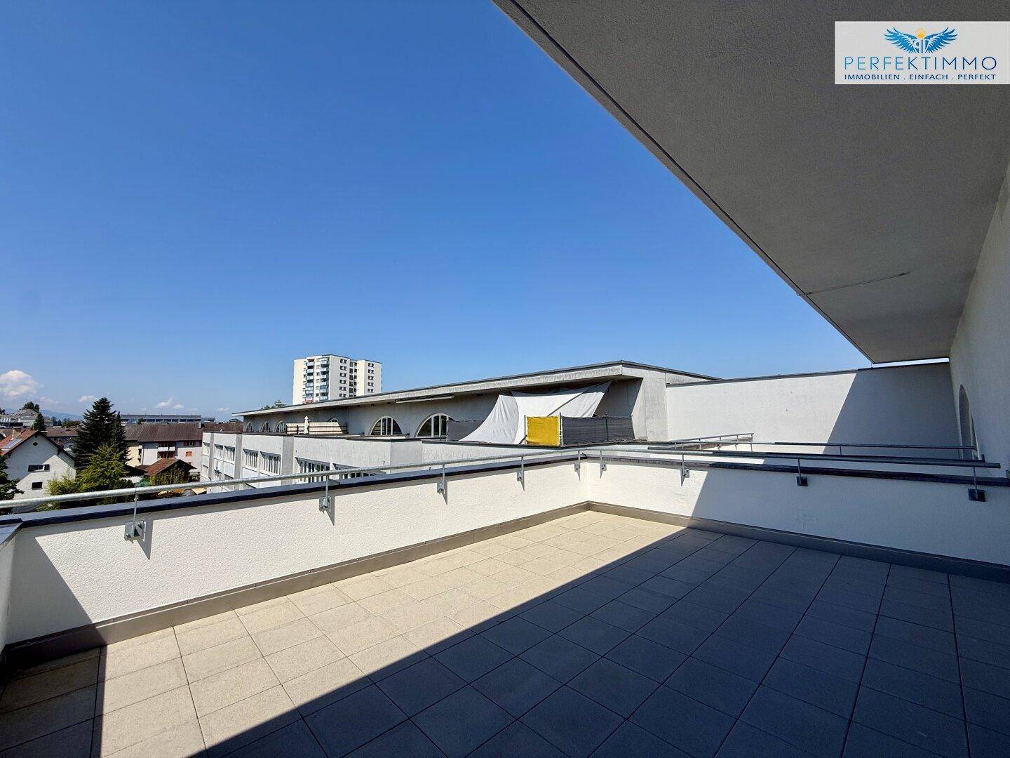 Großzügige Wohnungen mit Loggia oder Terrasse zur Miete - Widok 2