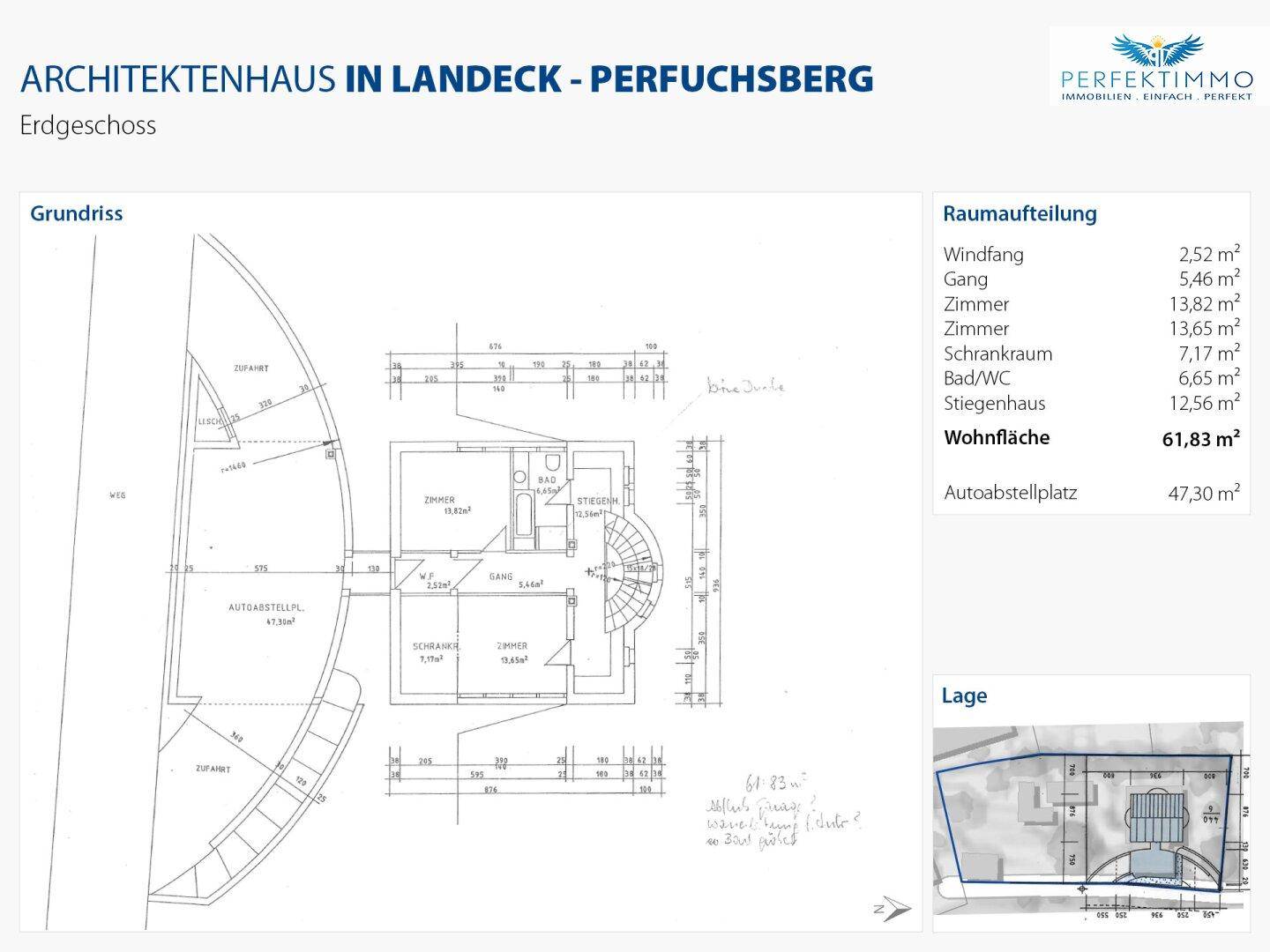 Grundriss des Erdgeschosses mit Zimmern, Bad/WC und Autoabstellplatz.