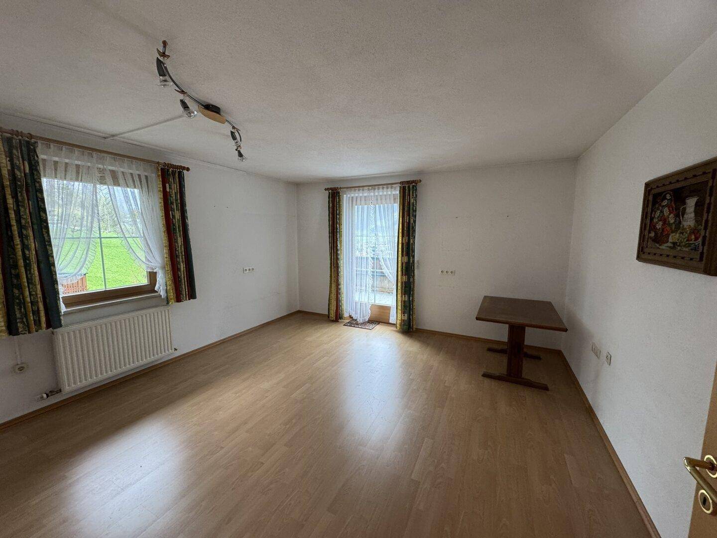 Traumhaftes Zweifamilienhaus im Zillertal: Alpines Wohnglück in erhabener Aussichtslage von Hainzenberg - Vista 3