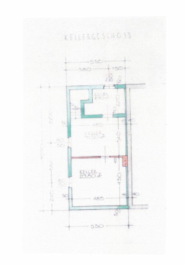 Grundriss des Kellergeschosses mit verschiedenen Räumen.