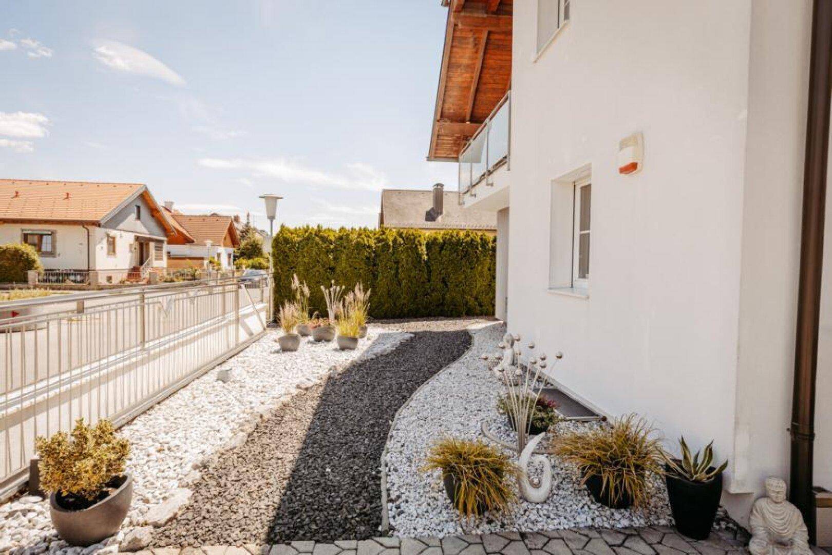 Attraktives Einfamilienhaus im Kurort 2222 Bad Pirawarth – pohled 3