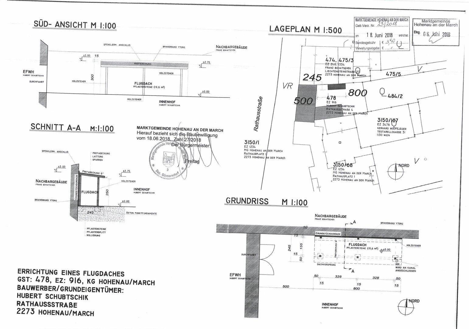 Technischer Plan mit Lageplan, Grundriss und Schnittansichten des Gebäudes.