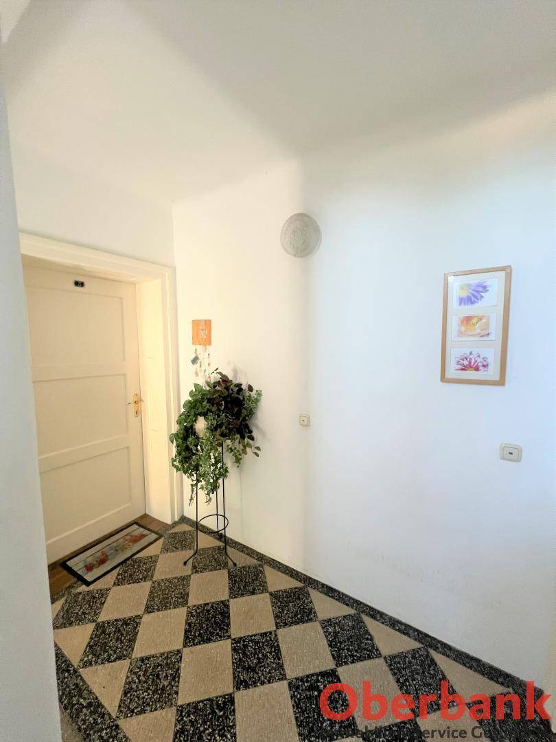 TOPOBJEKT FÜR ANLEGER: STILVOLLE VILLA IN BESTER RUHELAGE - VOLLVERMIETET!! - Widok 4