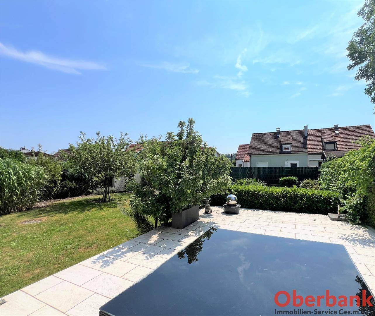 GEMÜTLICHES WOHNHAUS MIT WUNDERSCHÖNEM GARTEN IN RUHIGER STADTLAGE – další