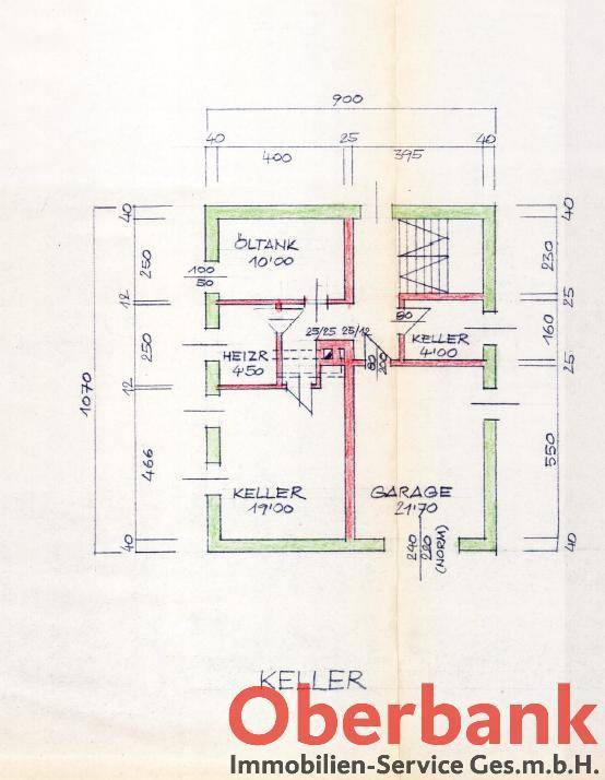 Grundriss des Kellergeschosses mit Heizraum, Öltank und Garage.