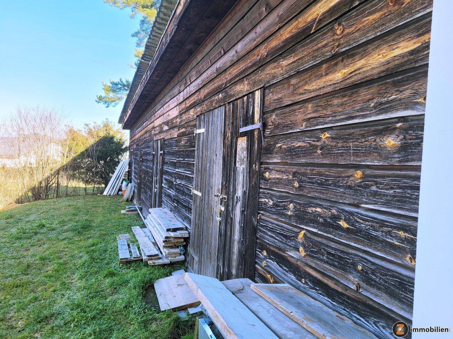 Holzschuppen