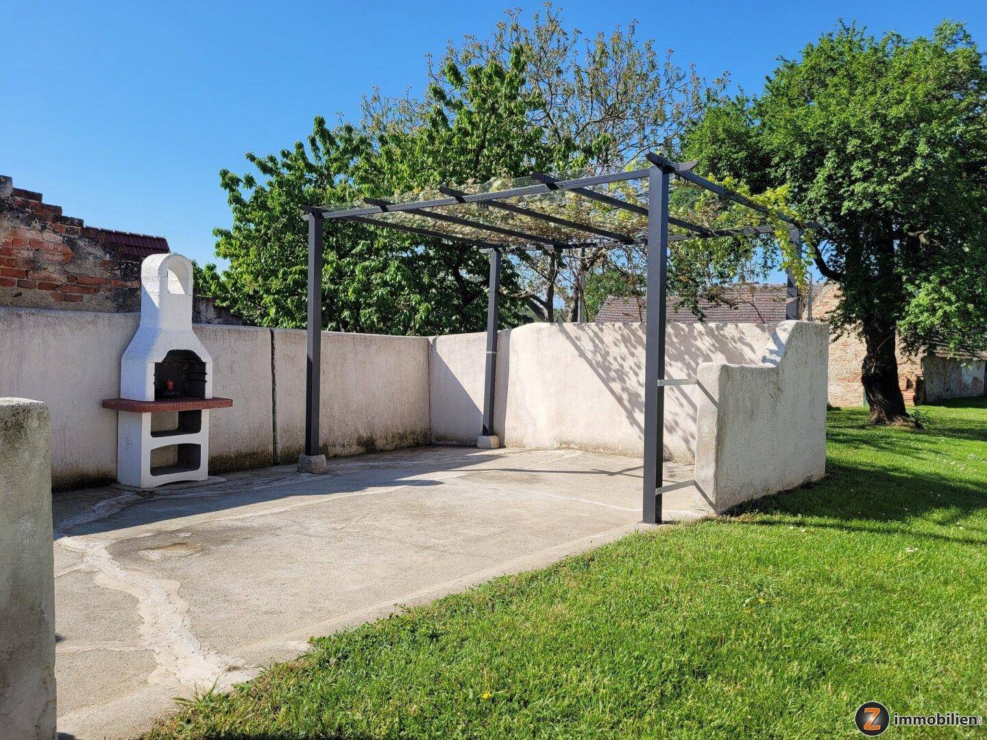 Terrasse mit Grillplatz