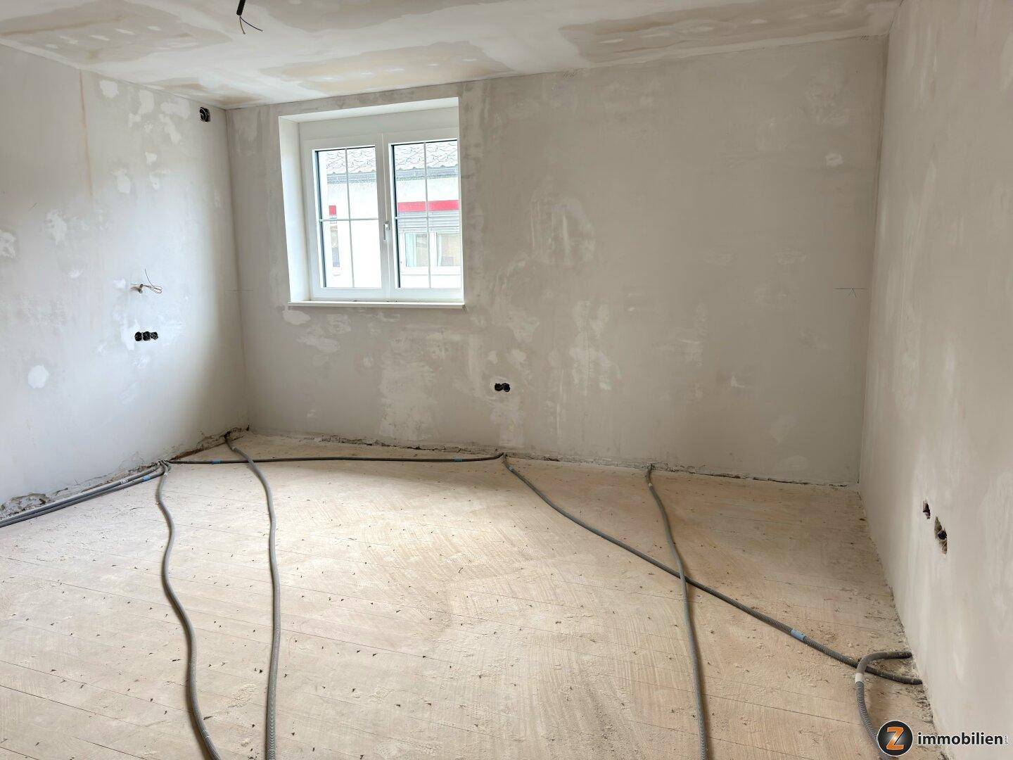 Stegersbach: Neubau mit 4 geplanten Wohnungen im Rohbauzustand – pohled 5