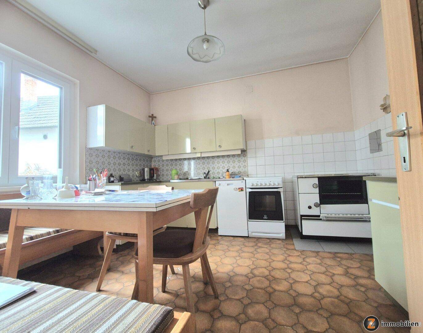 Gepflegtes Wohnhaus mit hoher Privatsphäre und Ausblick! - Widok 6