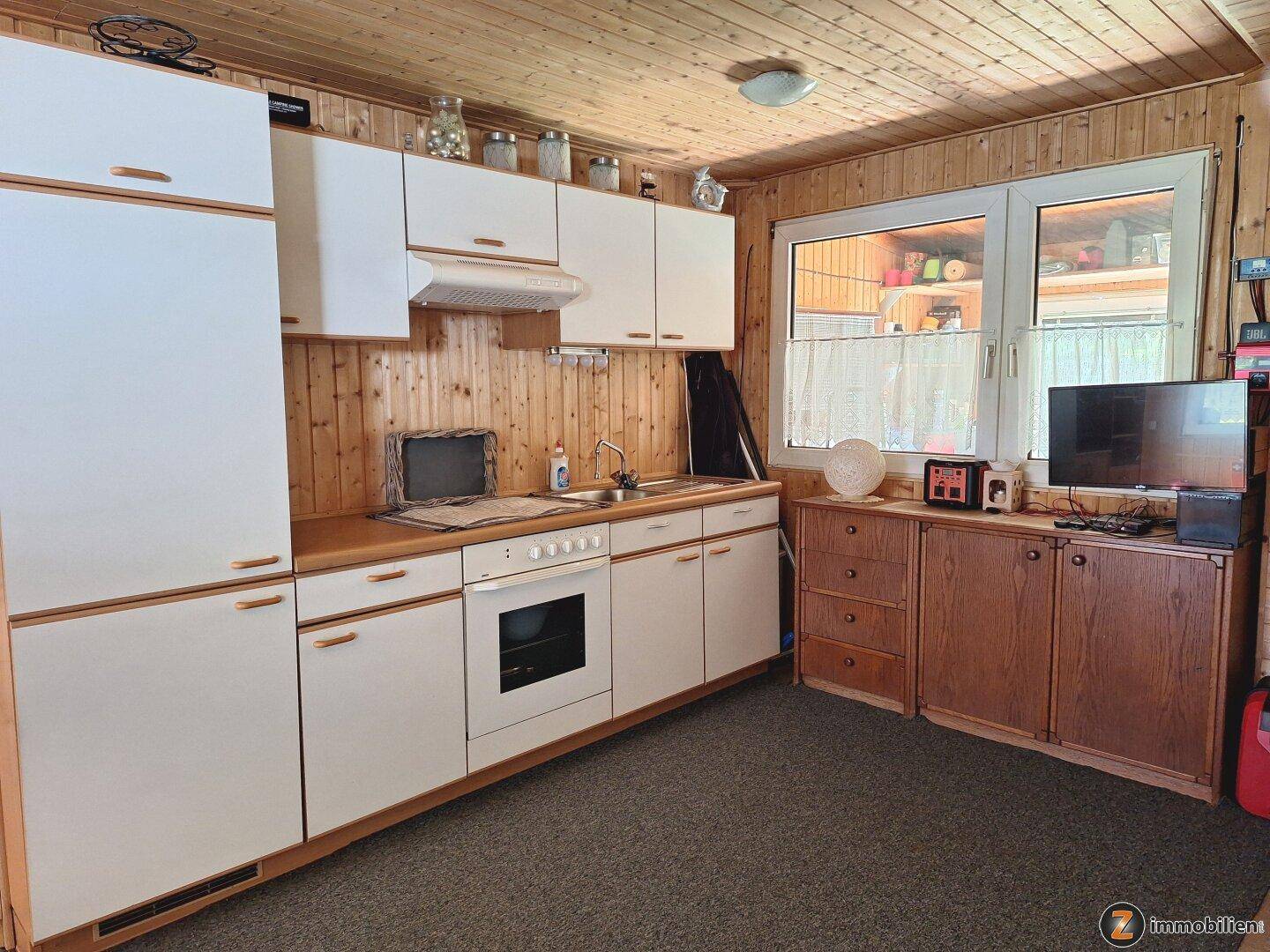 Weinidylle Eisenberg: Baugrundstück mit Gartenhaus - Ansicht 3