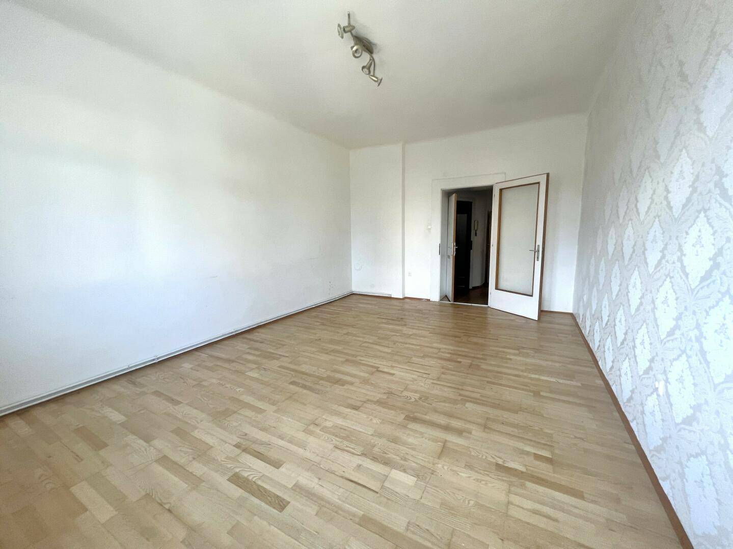 Zimmer 01