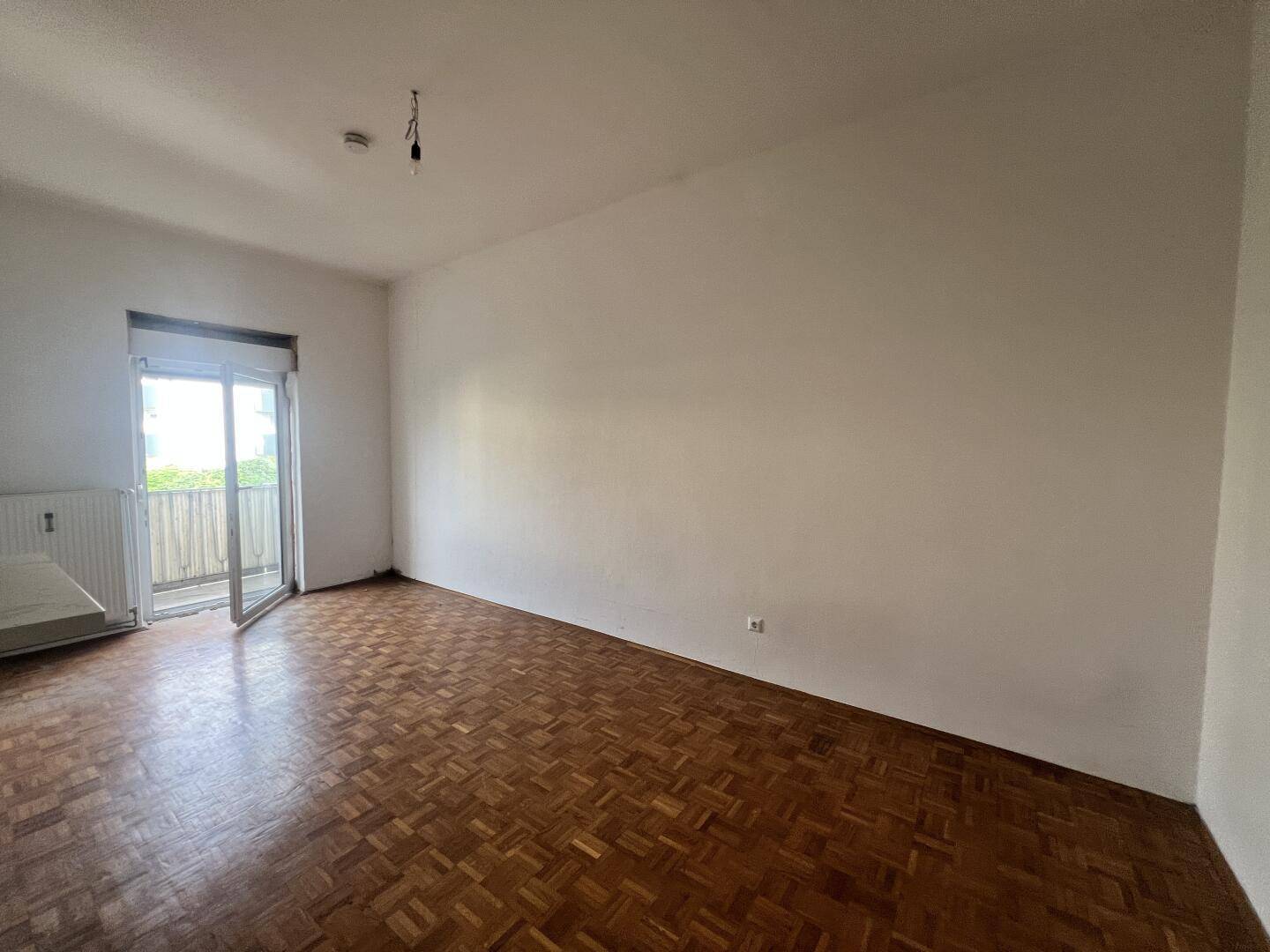 ++Provisionsfrei++ Graz/Lend, 3 Zimmer mit Balkon &amp; extra Küche für Anleger ++Videorundgang++ - Więcej