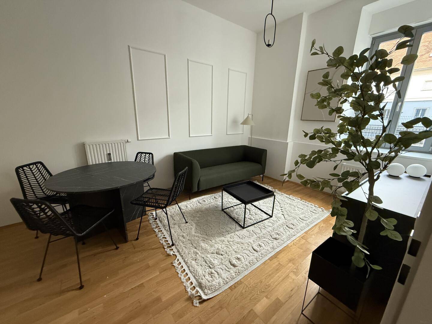 Anlegerhit!! Helle 2-Zimmer Wohnung mit Altbau-Charme und durchdachter Raumaufteilung! ++Videorundgang++ - Ansicht 3