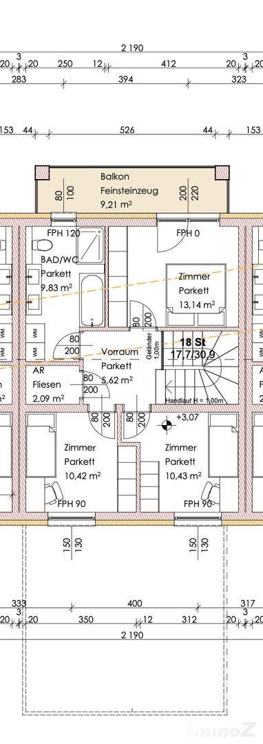 Grundriss des Obergeschosses mit drei Schlafzimmern, einem Badezimmer und einem Balkon.