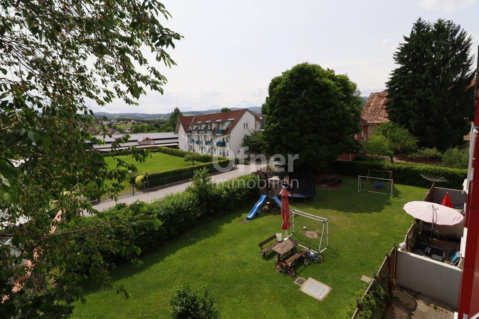 3-Zimmer-Wohnung mit Balkon, Bergblick und zentrumsnaher Ruhelage - Ansicht 2