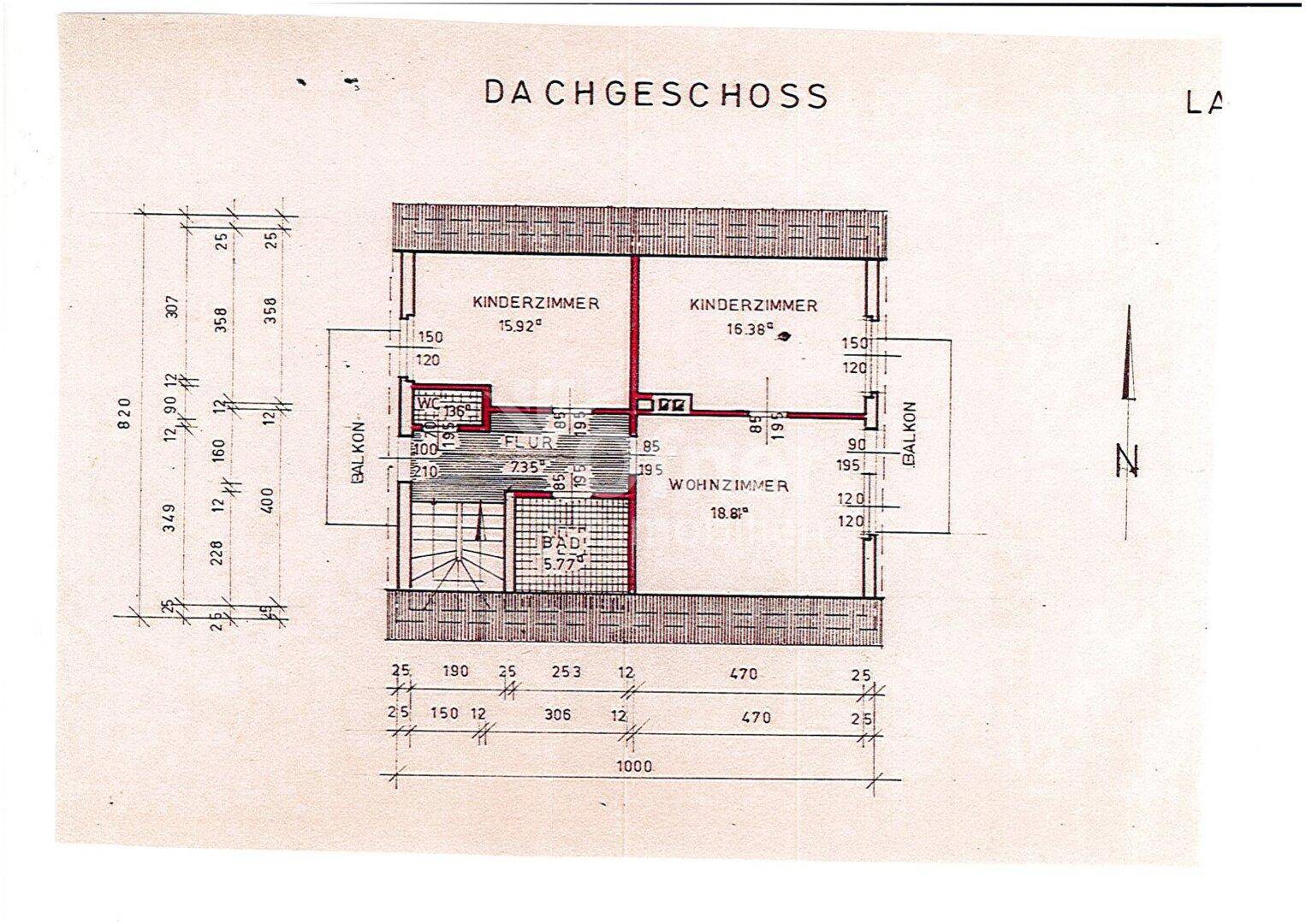 Grundriss des Dachgeschosses mit zwei Kinderzimmern, Bad, WC und Wohnzimmer.