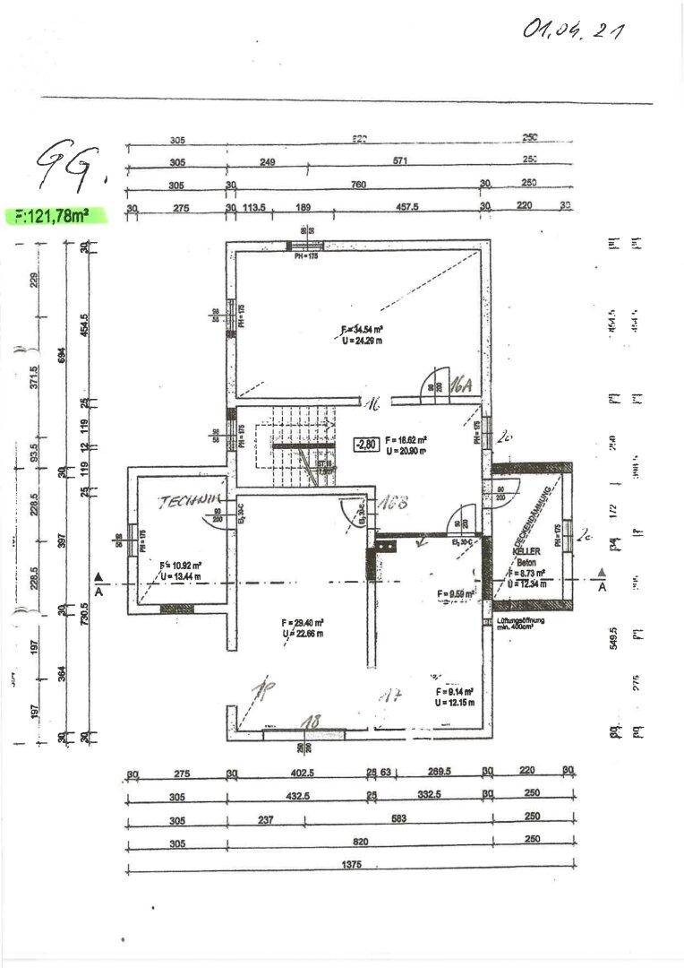Grundriss des Kellergeschosses mit Technikraum und weiteren Nutzflächen, inklusive Abstellraum.