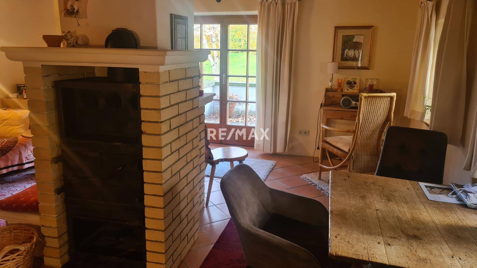 9. Appartement Ofen im Wohnzimmer