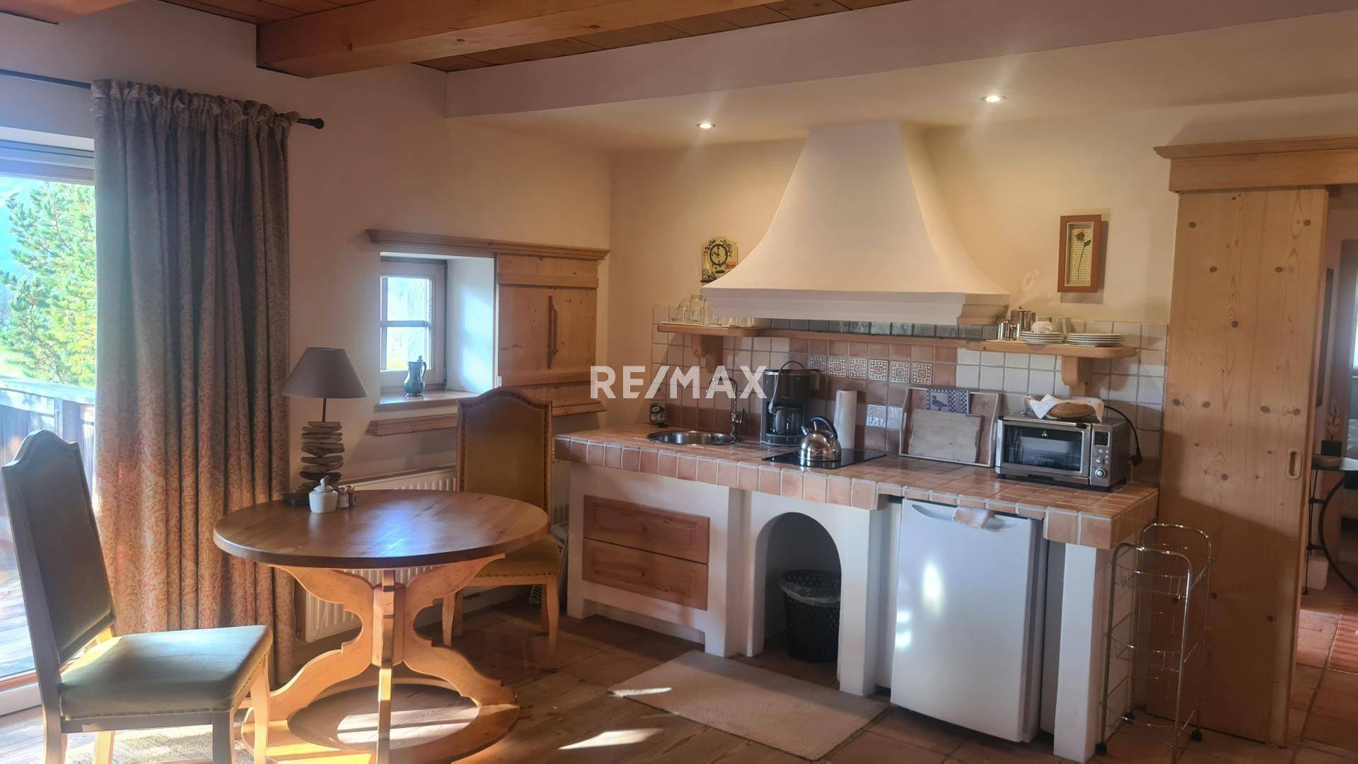 7. Appartement WZ und Küchenzeile