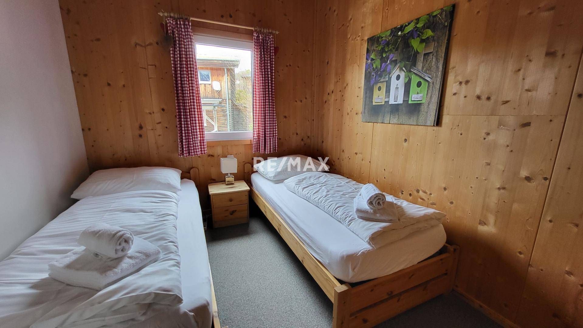 Zimmer 1 OG