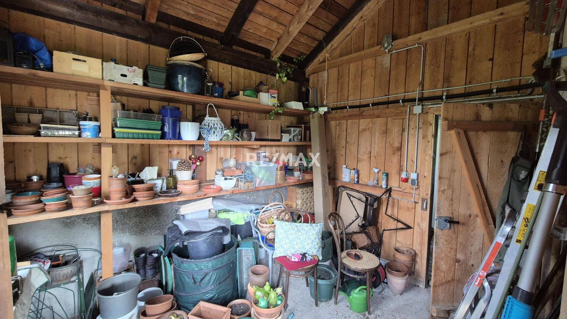 Hütte