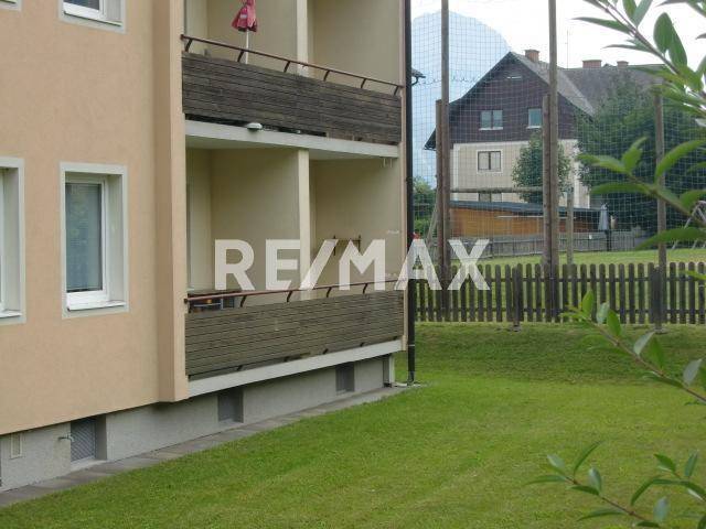 ganz außen die Loggia...