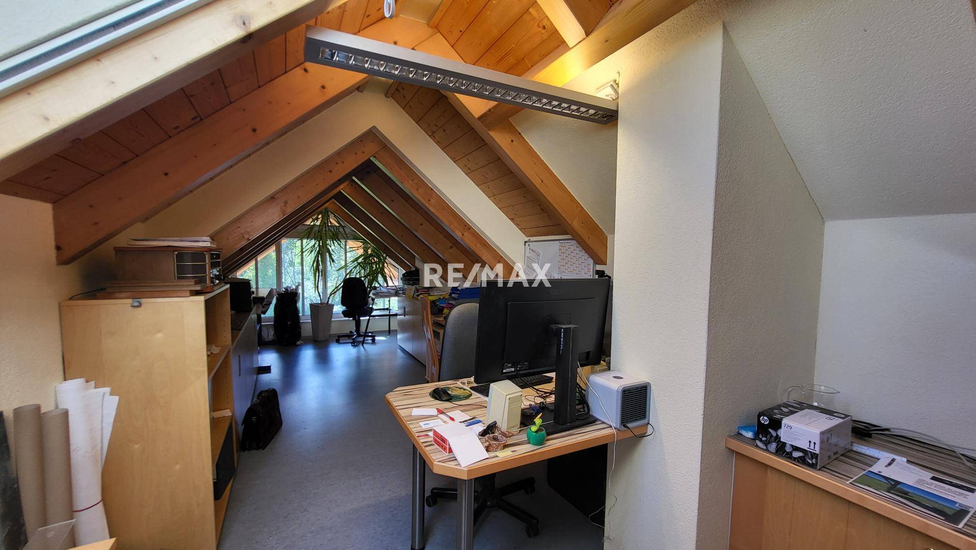 Büro1