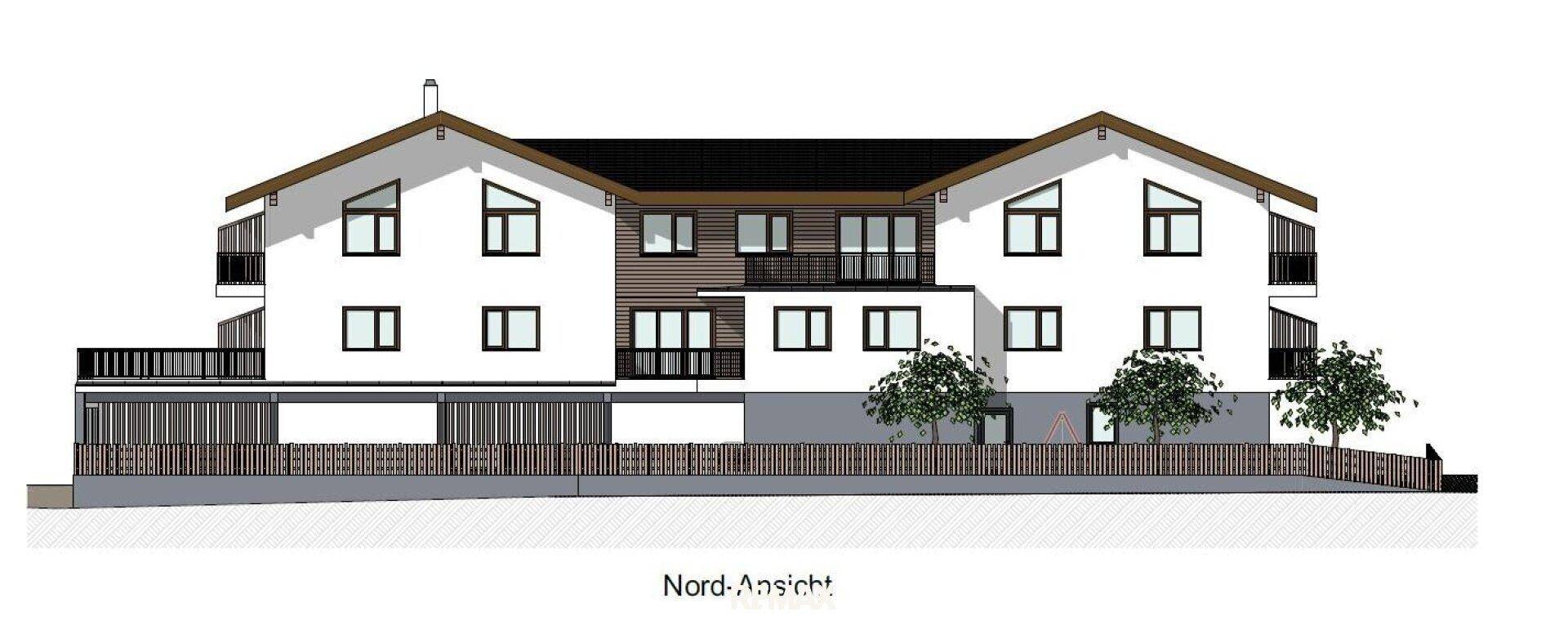 Nord-Ansicht des Gebäudes mit Balkonen und Satteldach, zeigt die Fassadengestaltung.
