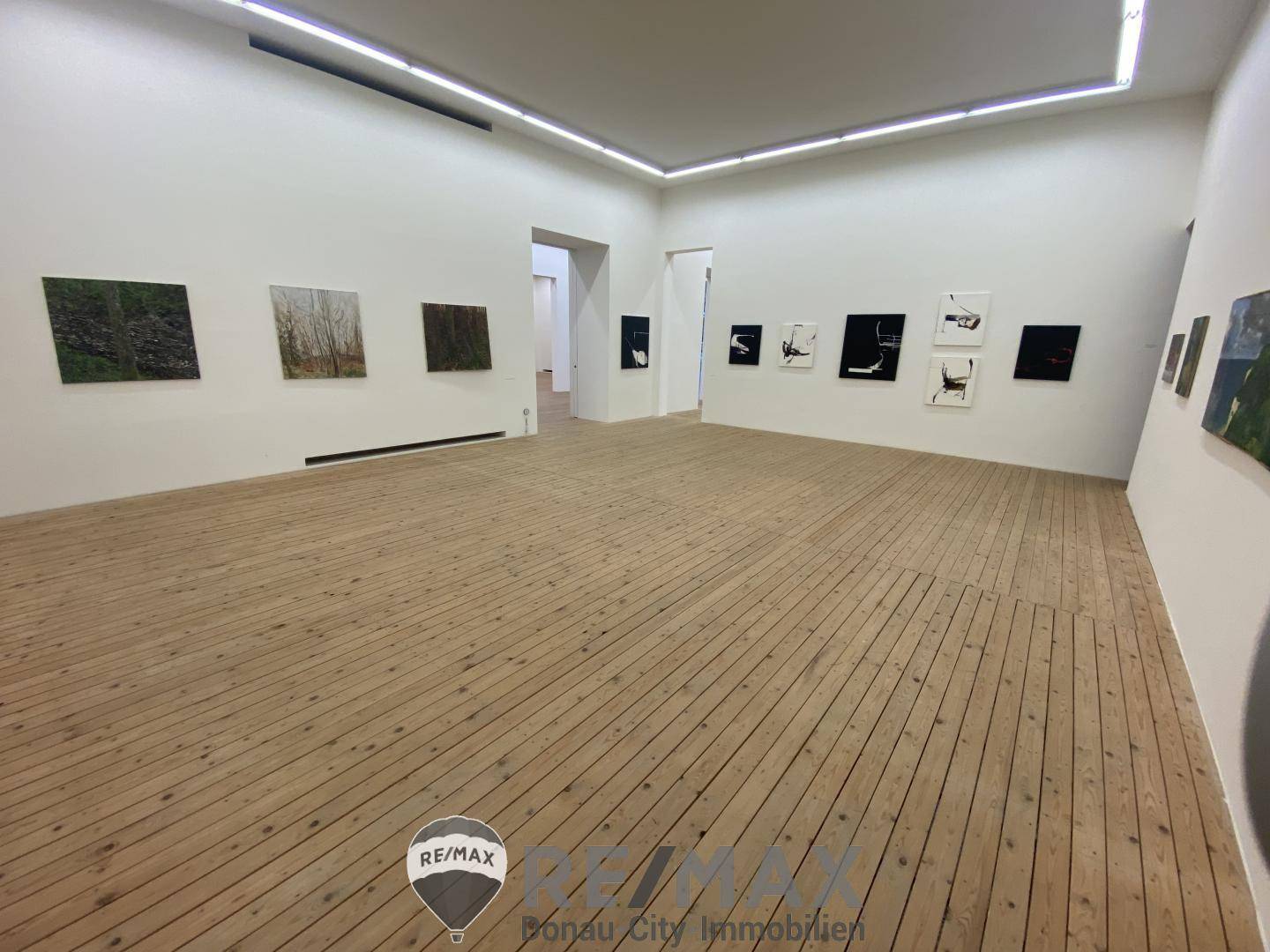 10 Ausstellungsraum 2 b