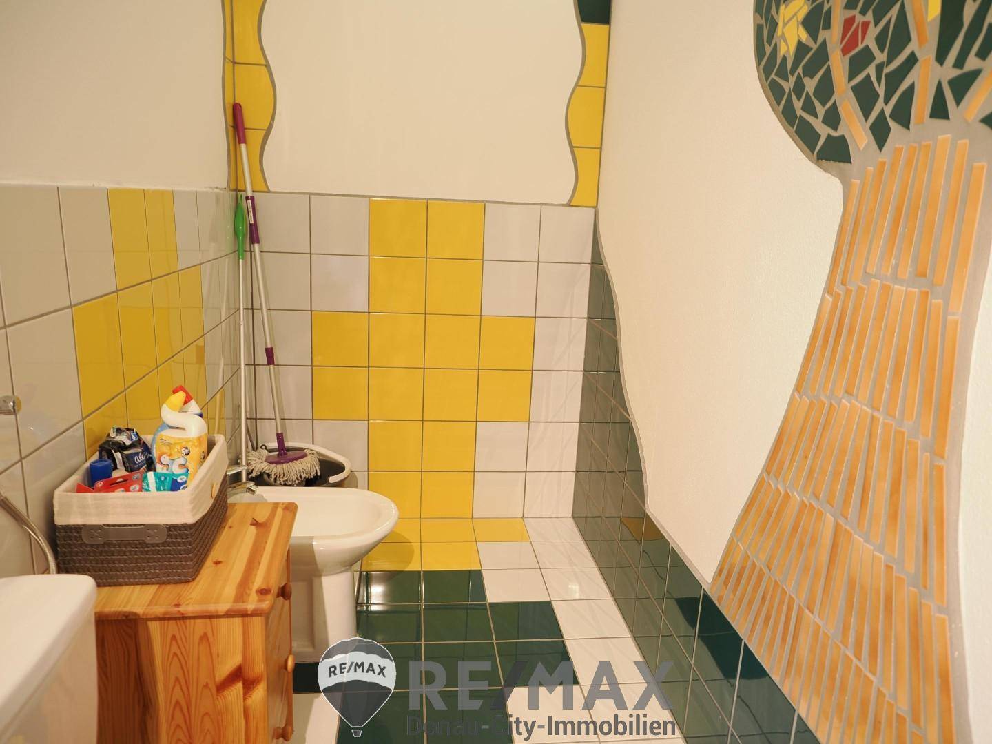 10. Badezimmer Obergeschoß