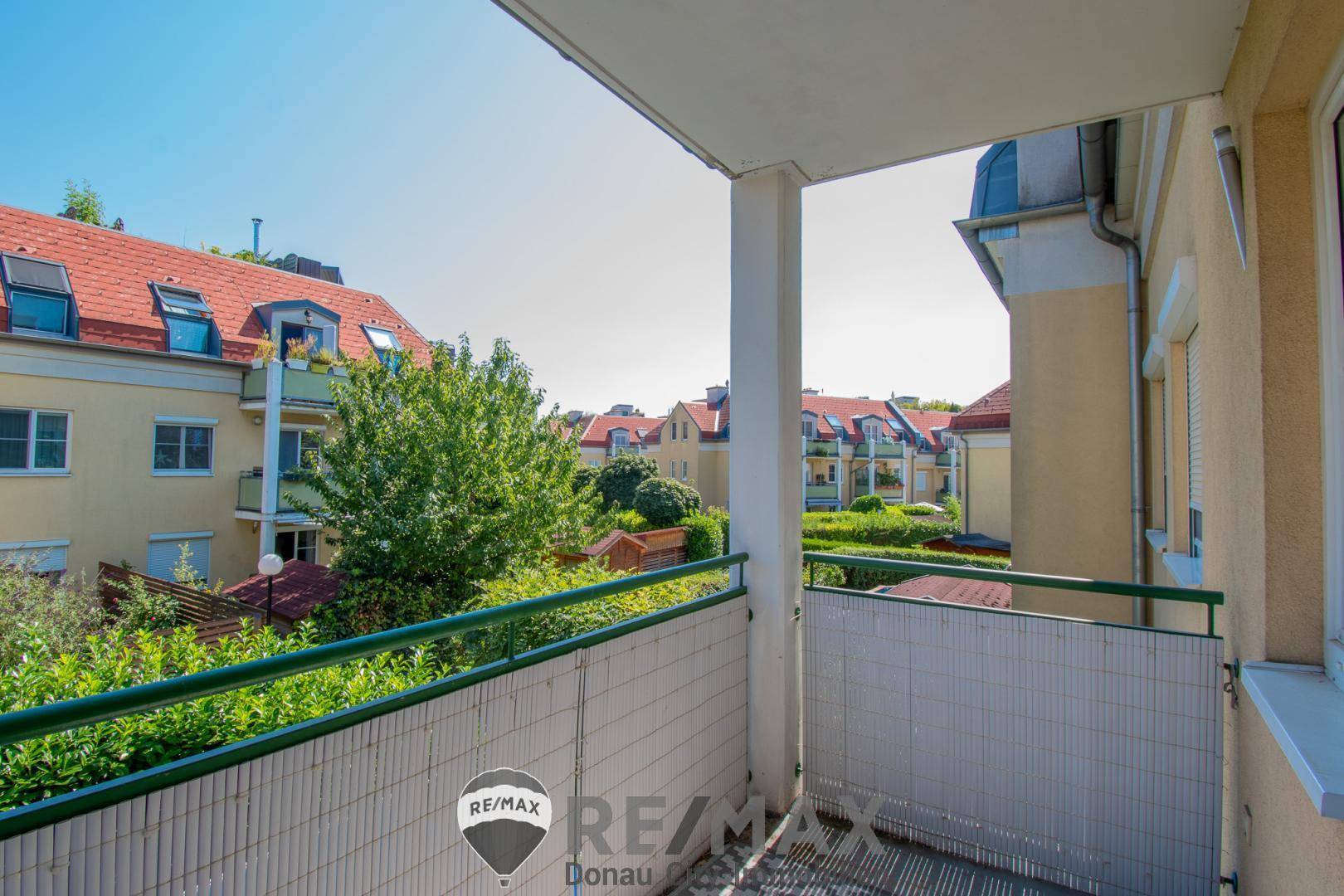 Balkon mit Blick ins Grüne