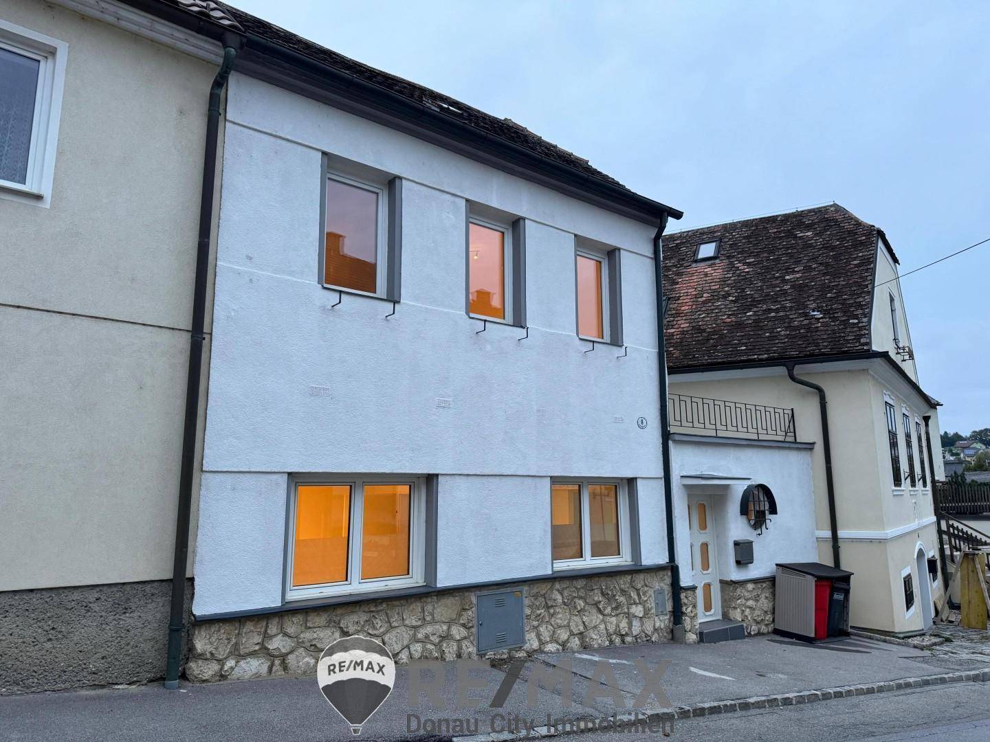 https://pictures.immobilienscout24.de/prod.www.immobilienscout24.at/pictureserver/loadPicture?q=70&id=012.0012000001E3rAk-1730287429-9bda9608ed8649db9078c62499f03843