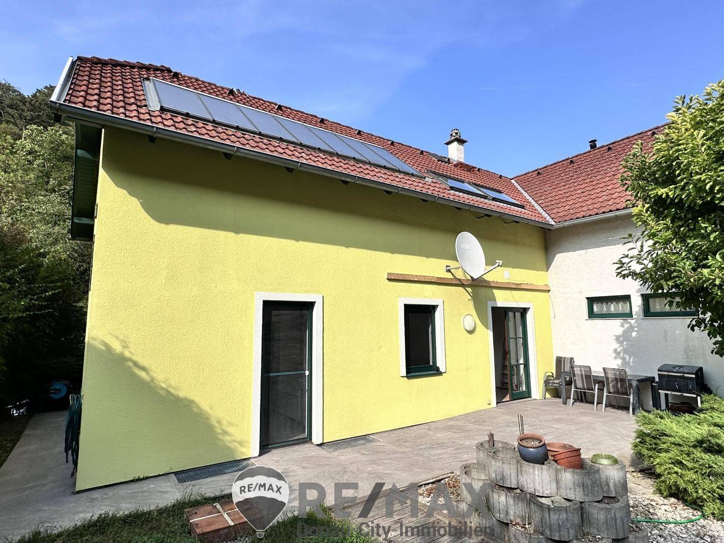 02_Expose Haus mit Terrasse