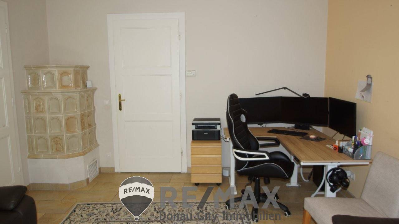 6 Home Office mit Kamin